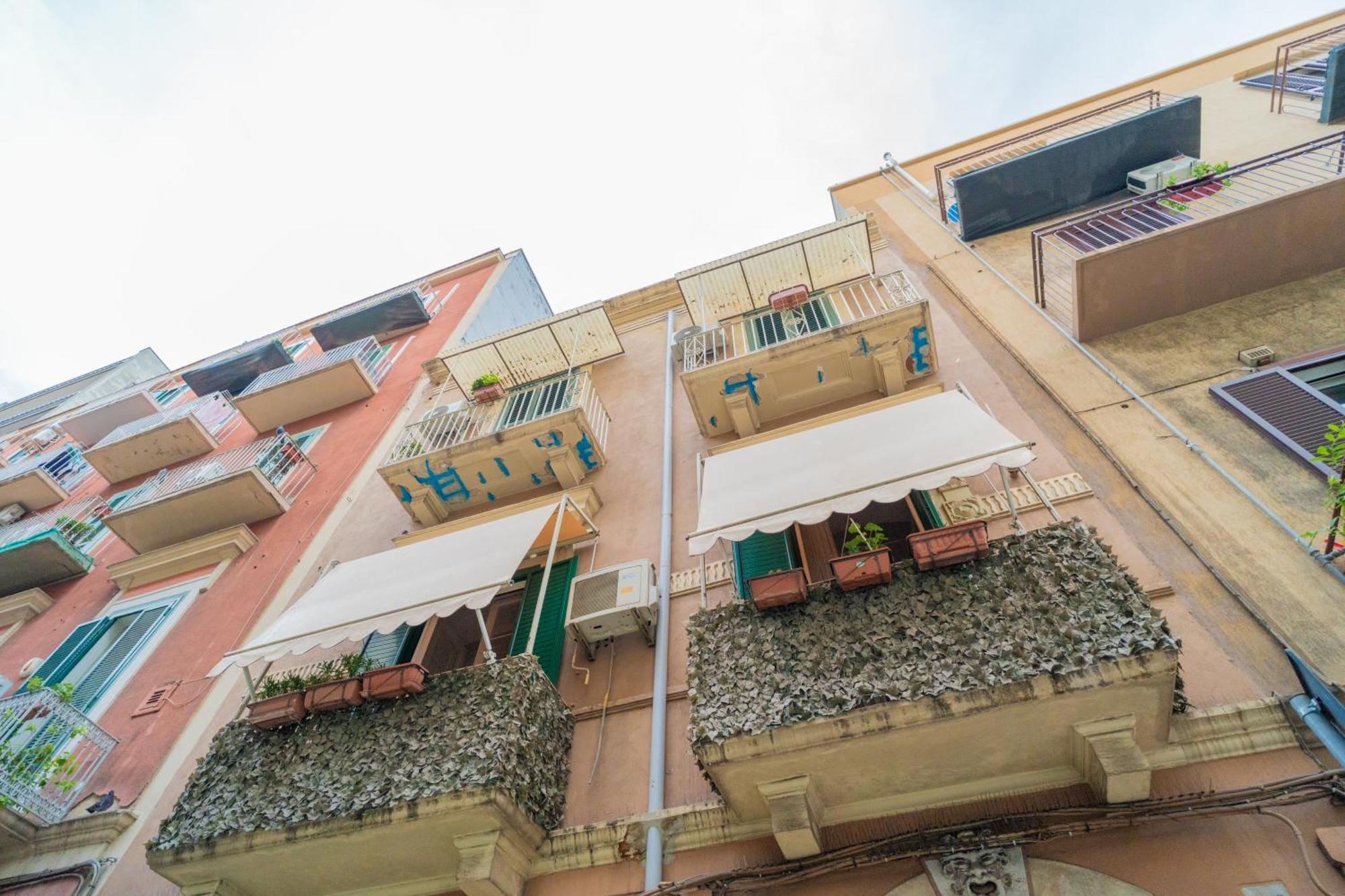 Dimora Dante 310 Apartment Bari Exterior photo