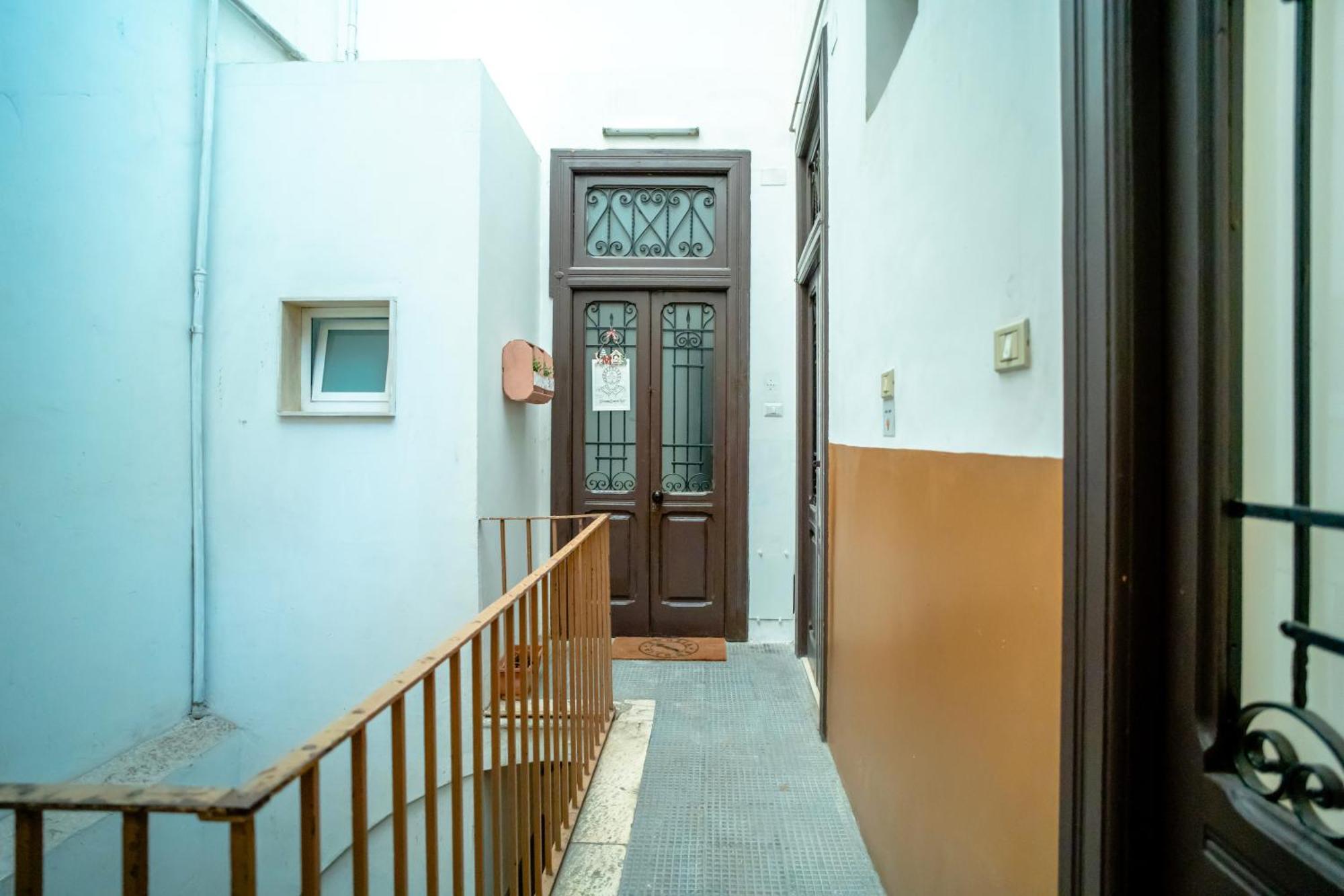 Dimora Dante 310 Apartment Bari Exterior photo